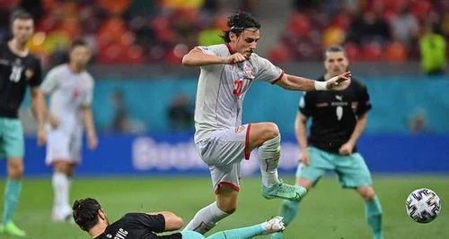 英超联赛最新赛况报道